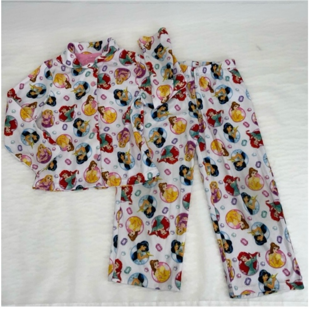 Girl’s Disney Mickey Mouse Red and Yellow Pajama Set Size 6